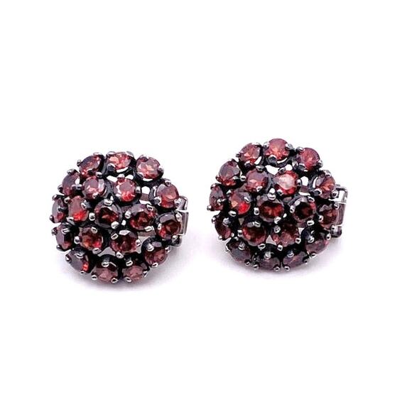 Sterling Silver and Garnets Vintage Clip On Earrings - Picture 2 of 8